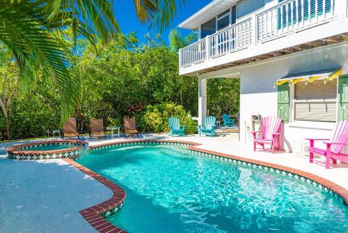Anna Maria House | White Shell
