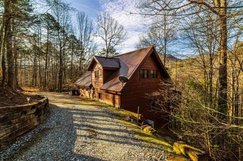 Almond House | White Tail Hollow