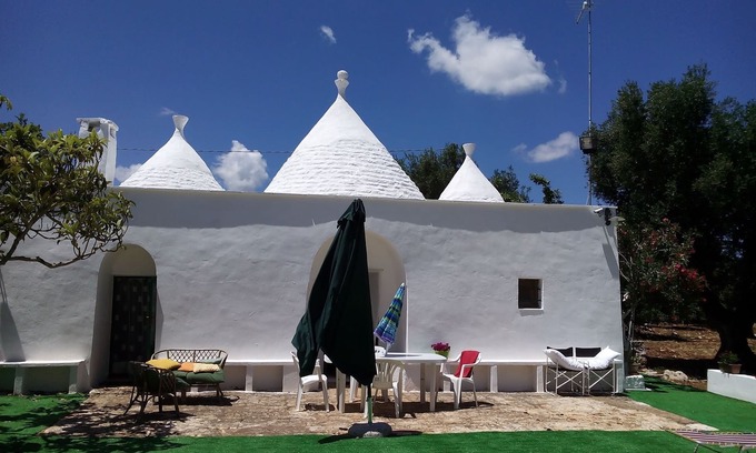 Ceglie Messapica House | White Trullo Ceglie Messapica