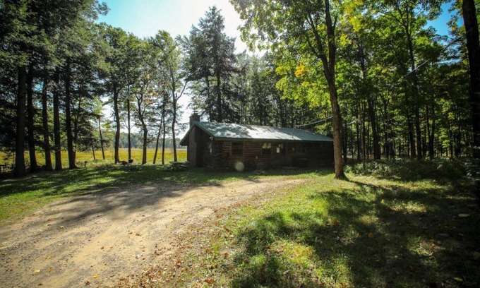 Phelps Cabin | WHITEAIL CABIN