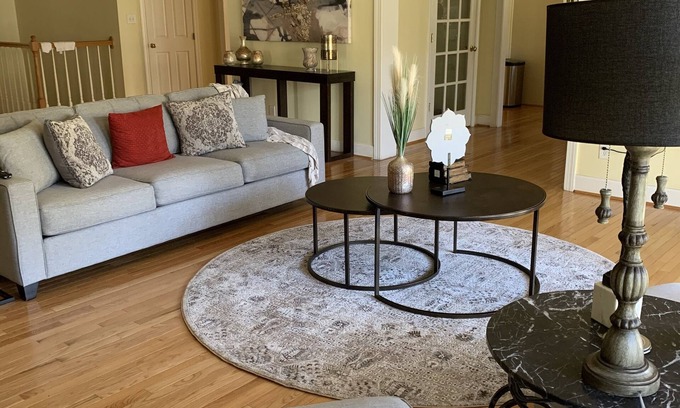 Chapel Hill Cottage | Whole House-Beautiful three bedroom cottage with upper and lower levels.