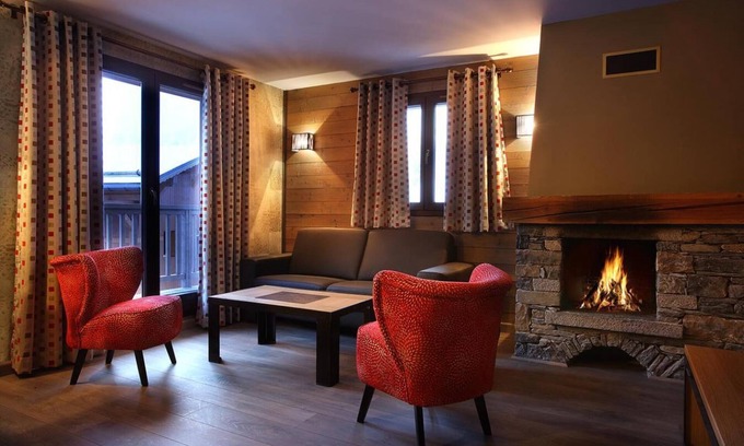 Arc-2000 Apartment | Wifi, 150m from ski slopes, fitness, swimming pool, sauna, hammam, balcony, tv, ski locker, 45m²