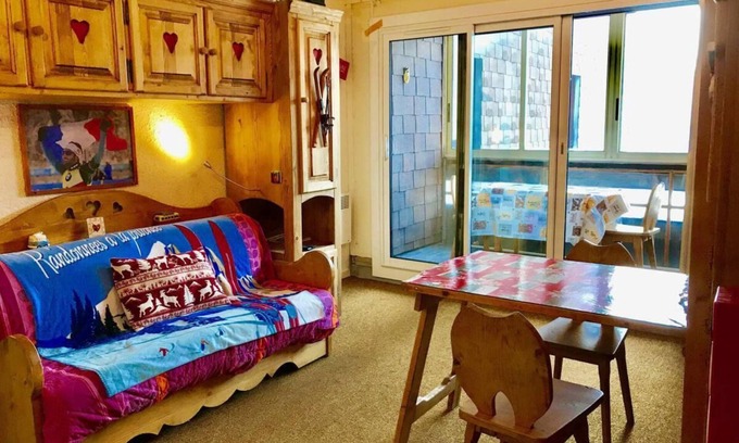 Correncon-en-Vercors Apartment | Wifi, 2nd floor, balcony, tv, 29m², Villard de Lans
