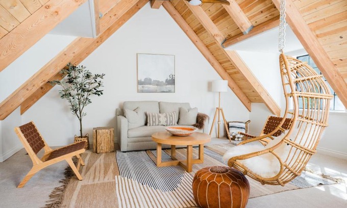 Running Springs Ski Chalet | Wild Olive Lodge ° Serene grandma chíc getaway cabin