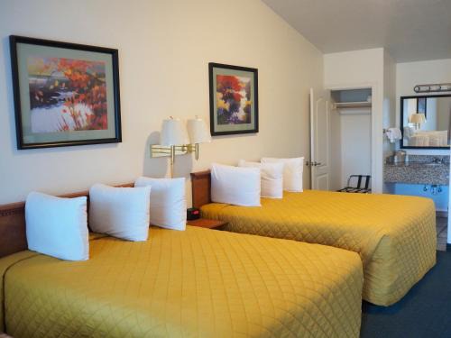 Brookings Hotel | Wild Rivers Motorlodge