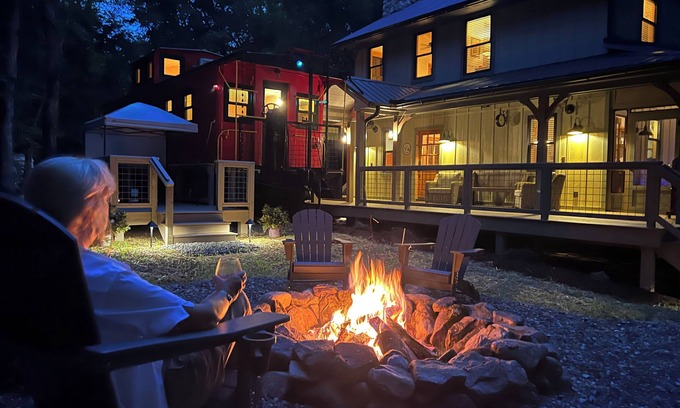 Hot Springs Cabin | WildWood River Junction, Romantic Mountain Escape with Hot Tub!