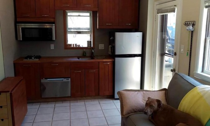 Cape May - Wildwood Apartment | WildWoof Beach Bungalow - 3 Blocks to Beach