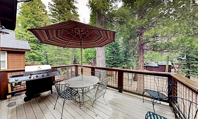 Tahoma House | Willow Creek Hideway