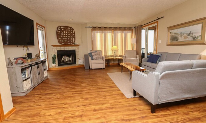Southern Shores Condo | Willows House - Dog-friendly Soundside 2 BR condo w/community pool and sound access