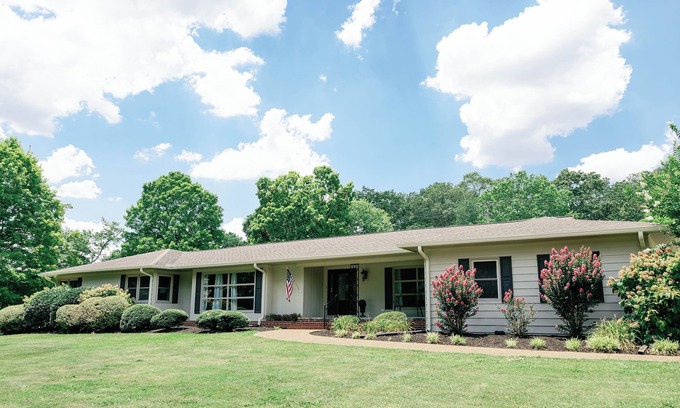 Fort Payne House | Wilson House in the heart of Fort Payne, AL