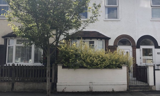 Merton House | Wimbledon House with Garden