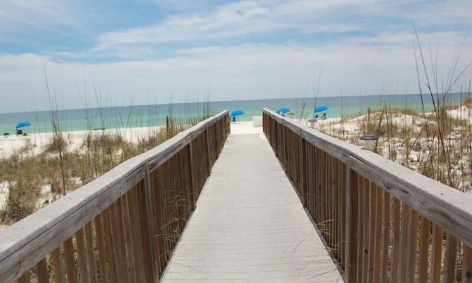 Orange Beach East Apartment | Wind Drift 102S by ALBVR