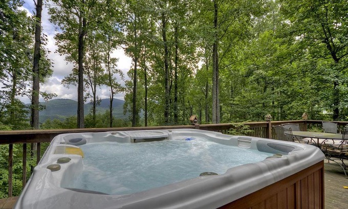 Walnut Mountain House | Wind Rush