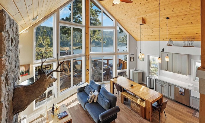 Boulder Bay Cabin | Window Wonderland by Destination Big Bear : Custom Luxury Built Near the Lake! Breathtaking Lake Views! Gameroom! Hot Tub!