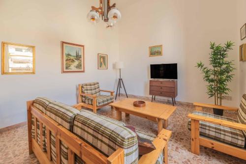 Marina di Pisa Apartment | Windrose Atelier