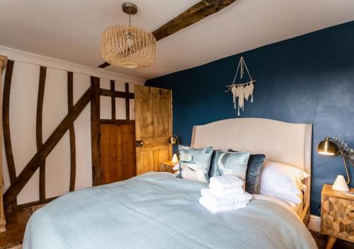 Chipping Norton House | Windsor Cottage - Bolthole in the heart of CN!