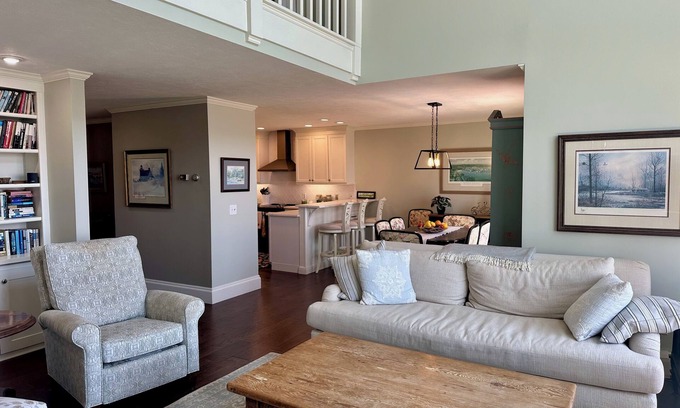 Forest Beach Condo | Windward Passage: 3 BR, 2.5 BA in Harbor Springs , Sleeps 6