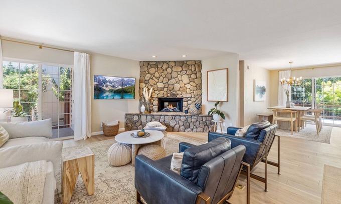 Calistoga House | Wine Country Retreat with Vineyard Views