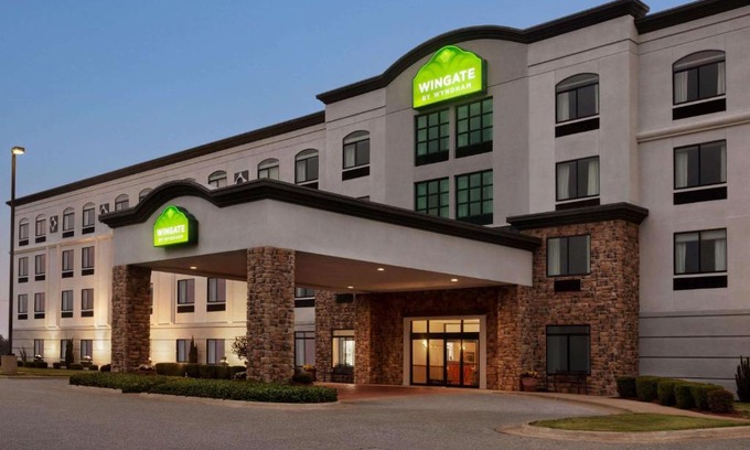 Bentonville Hotel | Wingate by Wyndham Bentonville