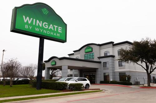 Las Colinas Hotel | Wingate by Wyndham - DFW North