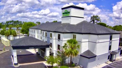 Kingsland Hotel | Wingate by Wyndham Kings Bay Naval Base I-95
