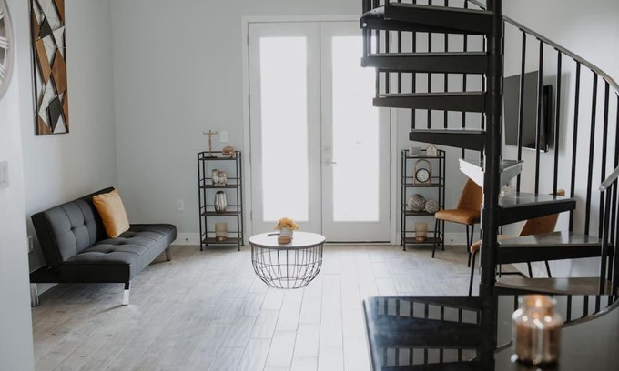 Long Beach House | Winter Garden Estates