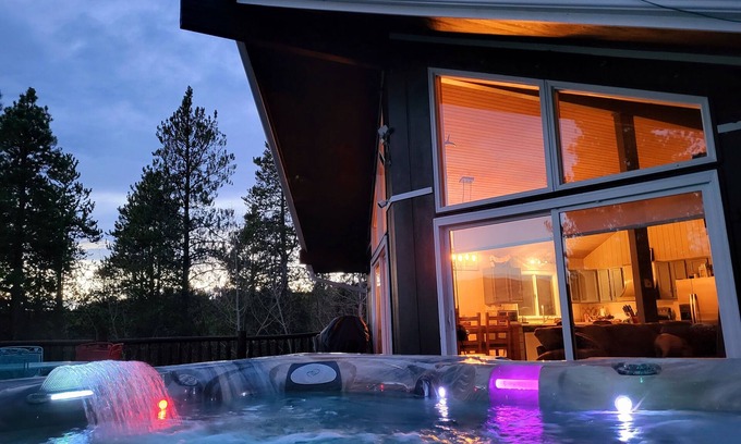 Winter Park Highlands House | WinterPark Chalet-3br/2ba. 2decks/hottub/mtn views. Skiing/Hiking/Biking nearby.