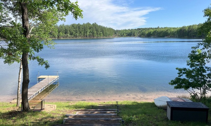 Solon Springs Cabin | Wisconsin Northwoods cabin on beautiful Island Lake
