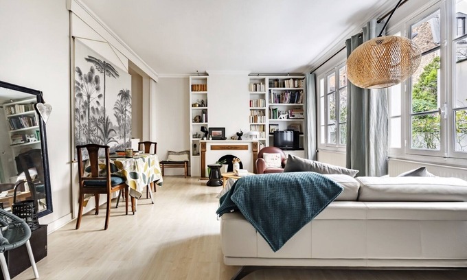 20th Arrondissement House | Wisteria Place, by Veeve