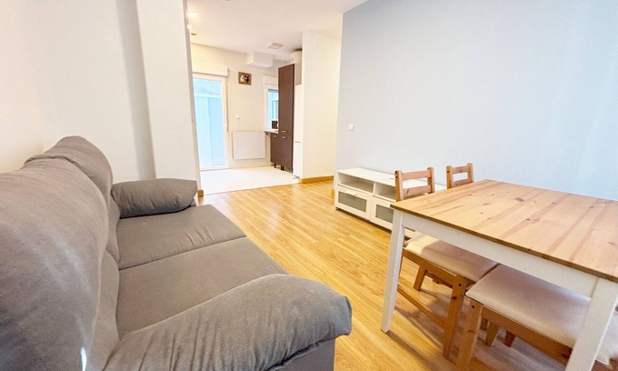 Bellas Vistas Apartment | With bright and spacious patio