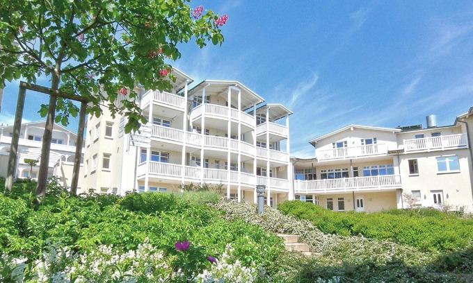 Gohren Apartment | With sea view and balcony, use of swimming pool and sauna - Sea view apartment 35