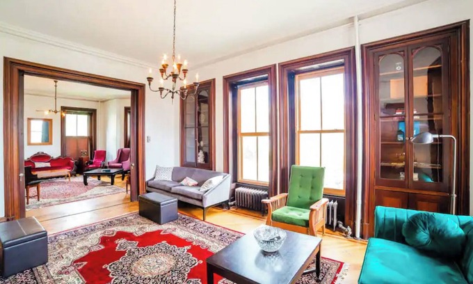 Newburgh House | Withers Mansion Large Groups - Hudson River Views!