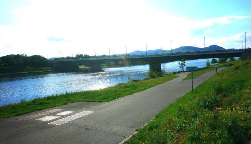 Floridsdorf Apartment | Wohnung bei der Donauinsel