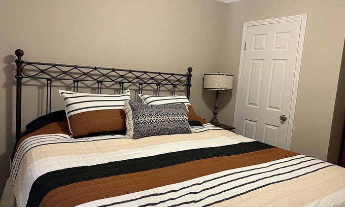 Russell Springs House | Wolf Creek Lake Cumberland Getaway!