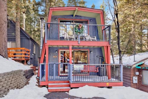 Big Bear Lake House | Wolf Cub Cabin - 1946 by Big Bear Vacations
