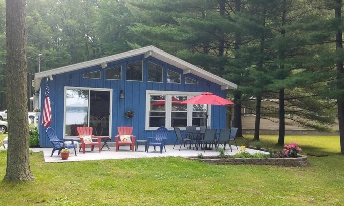 Baldwin House | Wolf Lake Cottage with a fabulous view of beautiful Wolf Lake!