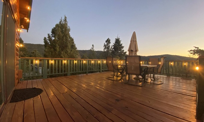 Upper Moonridge House | Wolf View Lodge - Air Conditioning, Close to Slopes, Views, Fireplace, Deck, BBQ