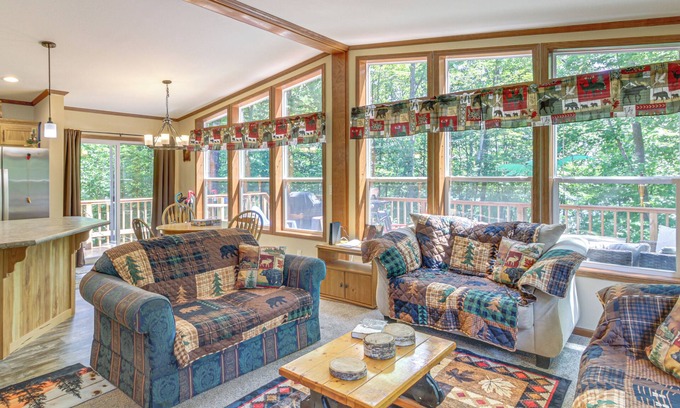 Hackensack Cabin | 'Woman Lake Chain Retreat' w/Deck & Dock!