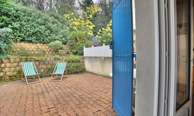 Dolus-d'Oleron House | Wonderful villa for 4 guests with WIFI, TV, terrace and parking