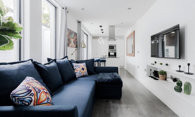Harrow Road Apartment | Wonderful Apartments near Portobello Rd