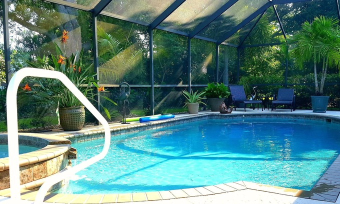 Port Charlotte House | Wonderful Home with HEATED Spa and Pool in quiet neighborhood