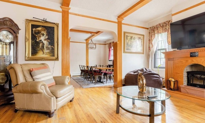 Queens House | Wonderful House in Long Island City, comforting and spacious near to Manhattan