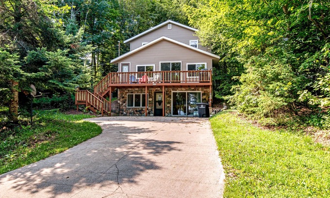 Phelps House | Wonderful Lakeside Retreat with Large Deck, Firepit, & Starlink Internet