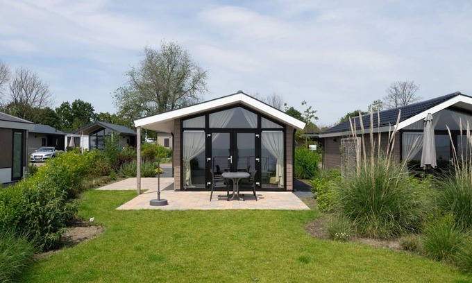 Bovenkarspel House | Wonderful private villa for 4 people with WIFI, TV and terrace
