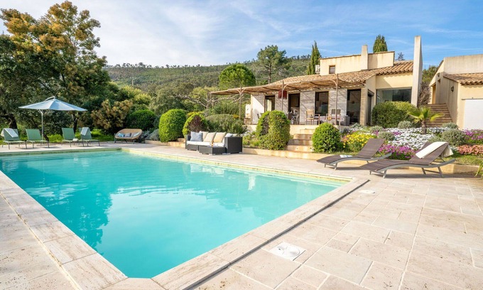 La Mole House | Wonderful private villa with private pool, A/C, WIFI, TV, terrace, pets allowed and parking