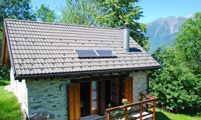 Acquarossa House | Wonderful private villa for 4 guests with terrace, panoramic view and parking