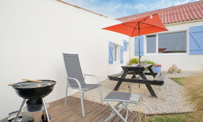 Cleder House | Wonderful private villa for 2 people with WIFI, TV, pets allowed and parking