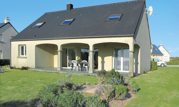 Baubigny House | Wonderful private villa with WIFI, TV, terrace, pets allowed, panoramic view and parking