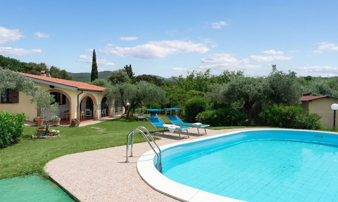 Bibbona Villa | Wonderful private villa with WIFI, private pool, A/C, TV, pets allowed, panoramic view and parking