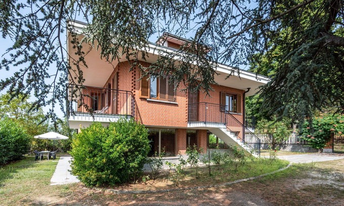 Bossolasco House | Wonderful private villa for 8 people with WIFI, TV, balcony, pets allowed and parking